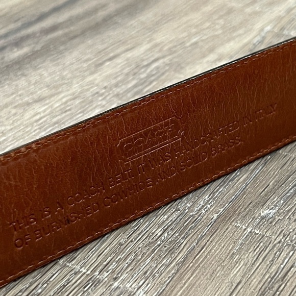 Coach Leather Dark Brown 34” Brass Buckle Staple Dress Belt Italian Leather - Picture 6 of 8